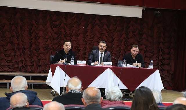 Lider Kırgöz, Çandarlı’da vatandaşlarla bir ortaya geldi