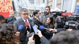 Lider Tugay basın mensuplarının sorularını yanıtladı “İzmir’i tanımadığını düşünüyorum”