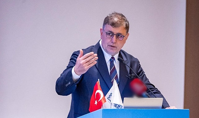 Lider Tugay Çeşme Nitelikli Tarım Çalıştayı’nı açtı