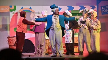 Manisa Düzenlenen Yüzlerce Aktiflikle Yaşayan Bir Kent Haline Geldi