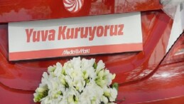 MediaMarkt’tan Evlilik Hazırlığına Eğlenceli Destek: Gelin Arabası ile Kadıköy’de Renkli Anlar