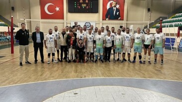 Nilüfer Belediyesi, Bursa Belediyeler Ortası Voleybol Turnuvası’na zaferle başladı