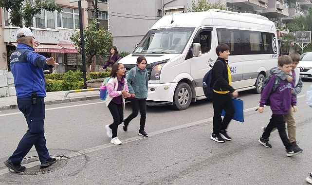Okul giriş ve çıkışları zabıta ile daha inançlı