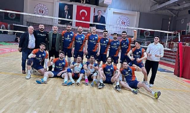 Osmangazi Belediyespor Erkekler Voleybol Bölgesel Ligi Finallerinde Yükseliyor