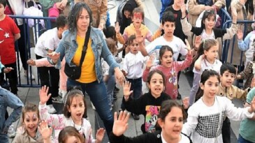 Osmangazi’de 23 Nisan Coşkusu Grup Date Konseriyle Dorukta
