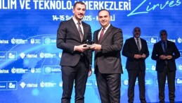 Sanayi ve Teknoloji Bakanı Kacır’dan Konya Bilim Merkezi’ne “En Güzel Yenilikçi Uygulamalar” Mükafatı