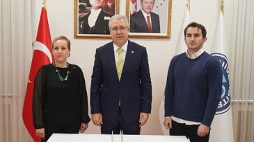 Zonklayan Yıldızlar kainatın tarihine ışık tutuyor