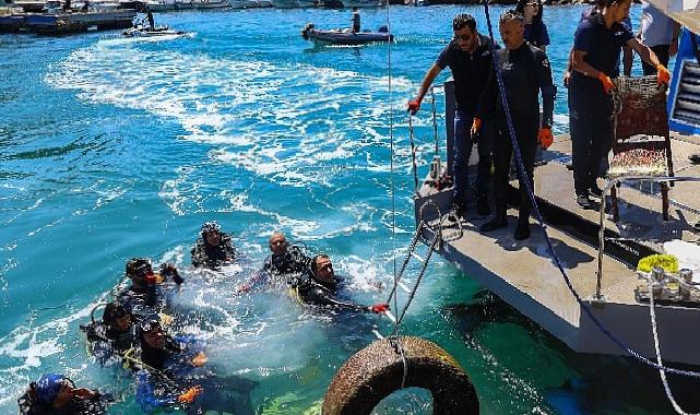 Antalya’da Deniz Temizliği Seferberliği: Suyun Altındaki Görüntü Yeniden Canlandı