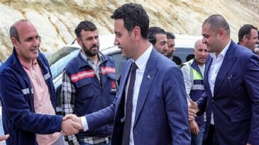 Bayraklı’da 1 Mayıs Emek ve Dayanışma Günü Coşkuyla Kutlandı