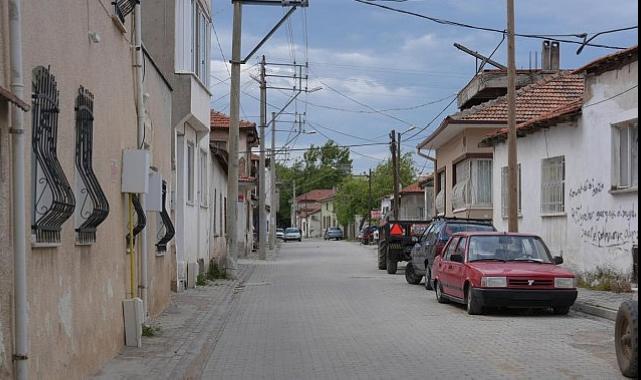 Burhaniye Belediyesi’nden Yol Yenileme ve Modernizasyon Çalışmaları