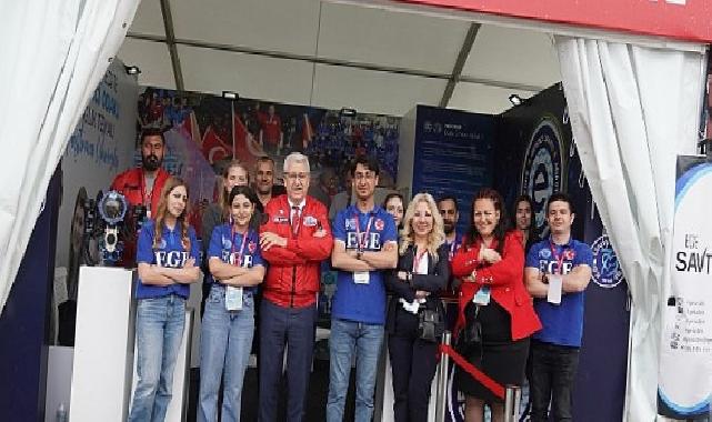 Ege Üniversitesi Rektörü Prof. Dr. Necdet Budak, TEKNOFEST KKTC 2025 Ödül Töreni’nde Gençlerle Bir Araya Geldi