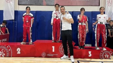 Kemer Belediyesi Kick Boks Takımı Antalya’da Büyük Başarılar Elde Etti