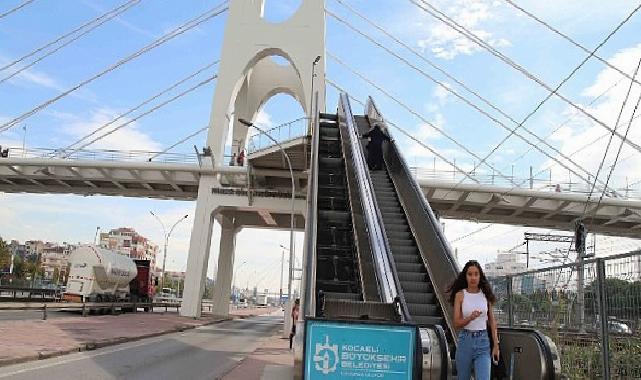 Kocaeli Büyükşehir Belediyesi Üst Geçitlerde Yürüyen Merdiven ve Asansör Bakım Faaliyetleri