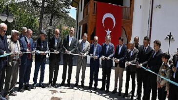 Konya’da Tarihi Eserlerin Yeniden Canlandırılması: Ecevitzade Kadı Mehmed Efendi Camii’nin Açılışı