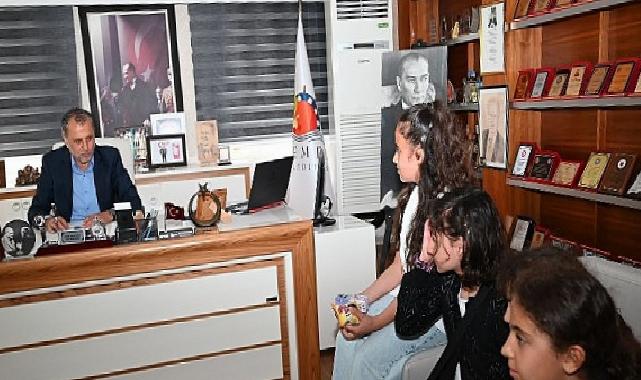 Kuzdere Mahallesi’nden Öğrencilerden Belediye Ziyareti ve Spor Talepleri