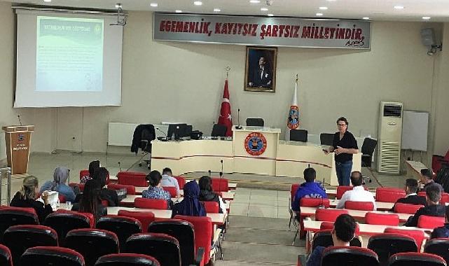 Manisa Büyükşehir Belediyesi’nden Çalışanlara Etik Seminerleri