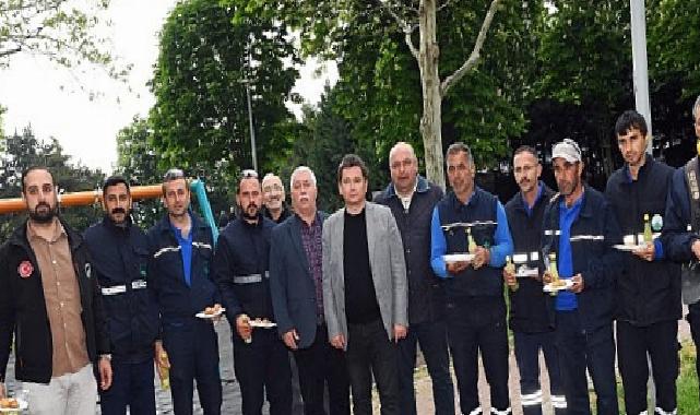 Osmangazi Belediye Başkanı Erkan Aydın’dan 1 Mayıs Emek ve Dayanışma Günü’nde Sahada Çalışan Personeline Destek