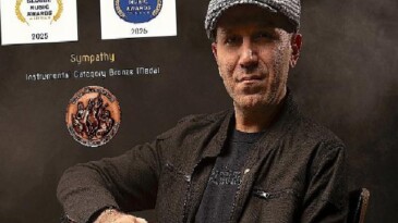 Özgür Aydın’dan Uluslararası Başarı: ‘Sympathy’ Albümü Bronz Madalya Kazandı