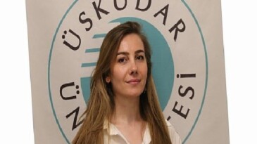 Takma Kirpik ve Kirpik Kıvırıcı Kullanımında Dikkat Edilmesi Gerekenler