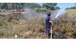 Antalya Büyükşehir İtfaiyesi’nden orman yangınlarına müdahale