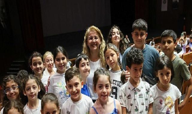 Bakırköy’de karne sevinci