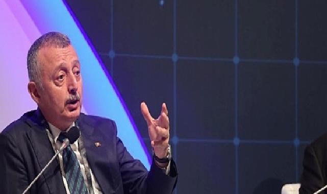 Büyükakın, Global Ulaştırma Koridorları Forumu’na katıldı; “Şehirleri biz yönetmezsek lojistik bizi yönetir”