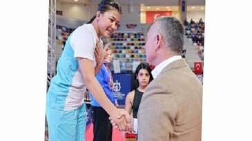 Büyükakın’a spora verdiği takviye için teşekkür