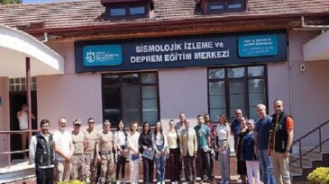 Büyükşehir’den emniyet çalışanına zelzele eğitimi