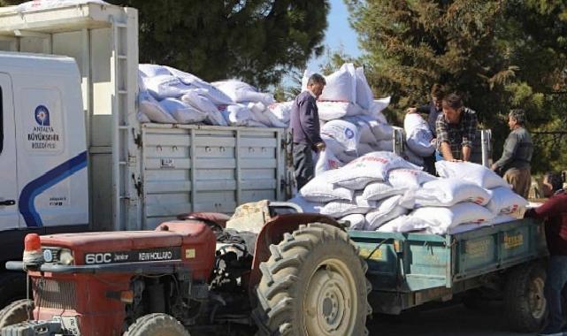 Büyükşehir’den yem takviyesiyle süt üretimine güçlü katkı
