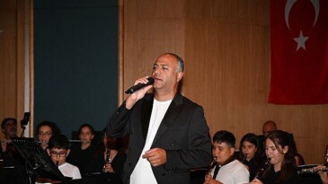 Dev orkestradan “Bir nota bir umut” konseri