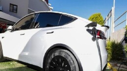Elektrikli araç şarj istasyonları ile 1400 ağaca bedel pak güç