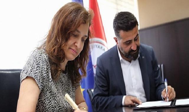 Karşıyaka’da ‘sağlıklı kentleşme’ için imzalar atıldı