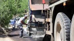 Kaş Beldibi ve Sütleğen Grup Yolu asfaltlanıyor