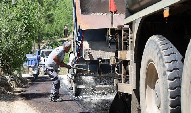 Kaş Beldibi ve Sütleğen Grup Yolu asfaltlanıyor