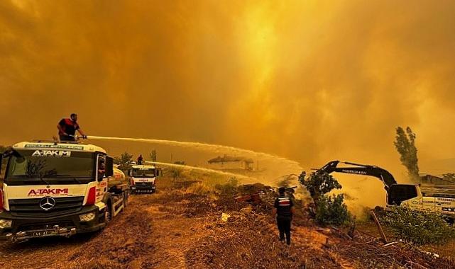 Kocaeli Büyükşehir, komşu Sakarya’nın yardımına koştu; Büyükşehir A Grubu alevlerin ortasında