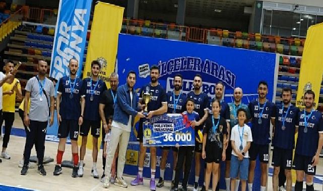 Konya Büyükşehir’in İlçeler Ortası Voleybol Turnuvası’nda Şampiyon Hüyük