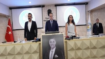 Lider Dutlulu ile Birinci Meclis Ferdi Zeyrek’i Anarak Başladı