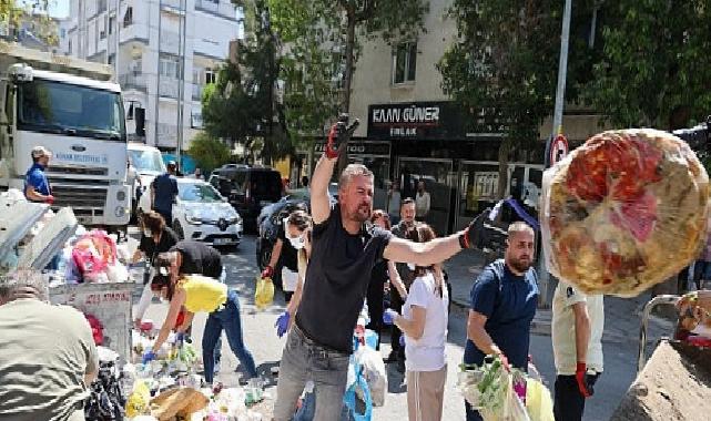 Lider Görkem Duman vatandaşlarla çöp topladı