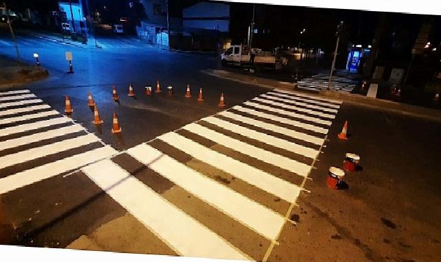 Öğrenciler yaya geçidi istedi, Büyükşehir çabucak yaptı