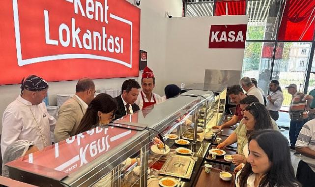 Osmangazi Belediyesi’nden Ferdi Zeyrek anısına yemek ikramı