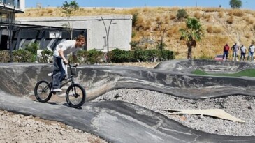 Bornova’da pedallar geleceğe dönecek