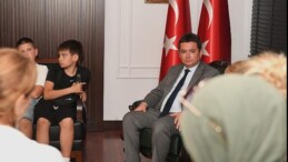 Bosnalı öğrencilerden Lider Aydın’a ziyaret