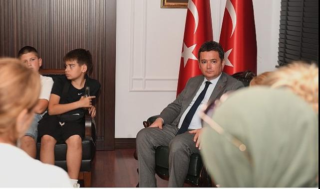 Bosnalı öğrencilerden Lider Aydın’a ziyaret