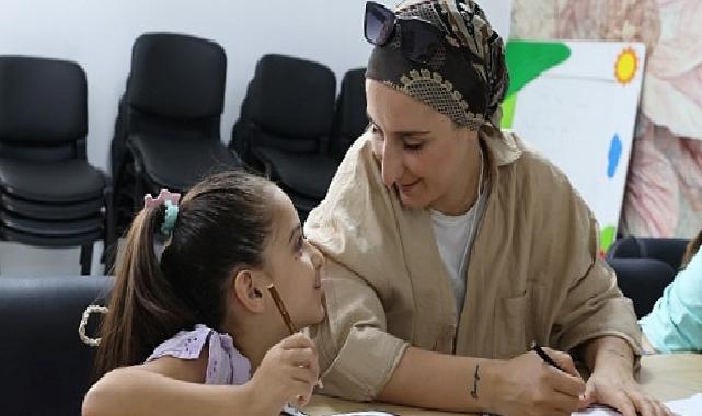 Bu atölyede çocuklara özgüven aşılanıyor