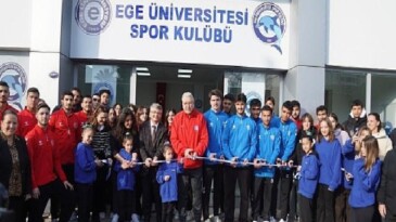 Ege Üniversitesi, Sualtı Ragbisi Türkiye Şampiyonası’nda dörtte dört yaptı