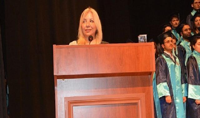 EÜ Eczacılık Fakültesi 2025 mezunlarını uğurladı