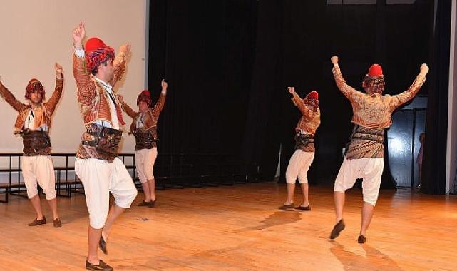 EÜ Eğitim Fakültesi mezunlarını uğurladı