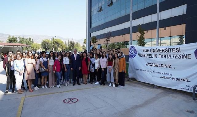 EÜ Hemşirelik Fakültesi hemşirelik eğitiminde öncü rolünü sürdürüyor