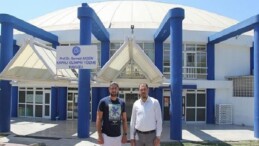 EÜ Yüzme Havuzu, her yaştan bireye sağlıklı ömür ve yüzme eğitimi sunuyor