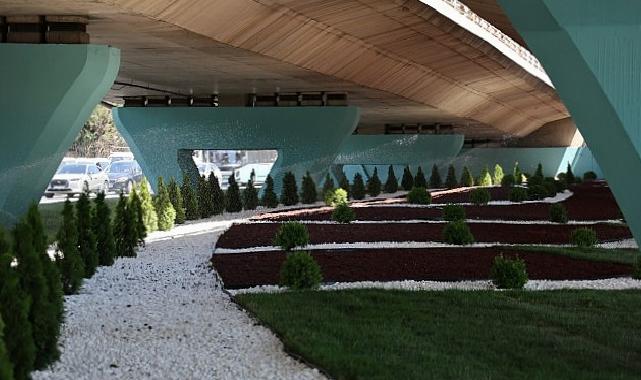 Gebze Topçular Köprülü Kavşağı’nda etraf düzenlemesi